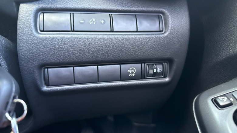 Nissan Juke 1.0 DiG-T 114 Acenta 5dr DCT Petrol Hatchback